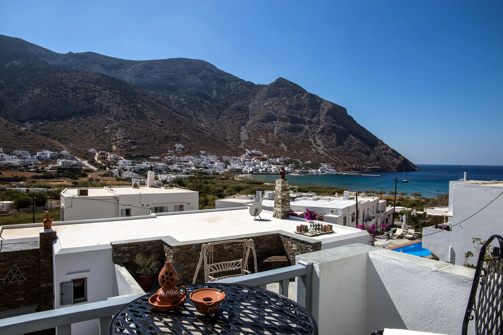 Hotel nymfes_Kamares_Sifnos_external balcony view