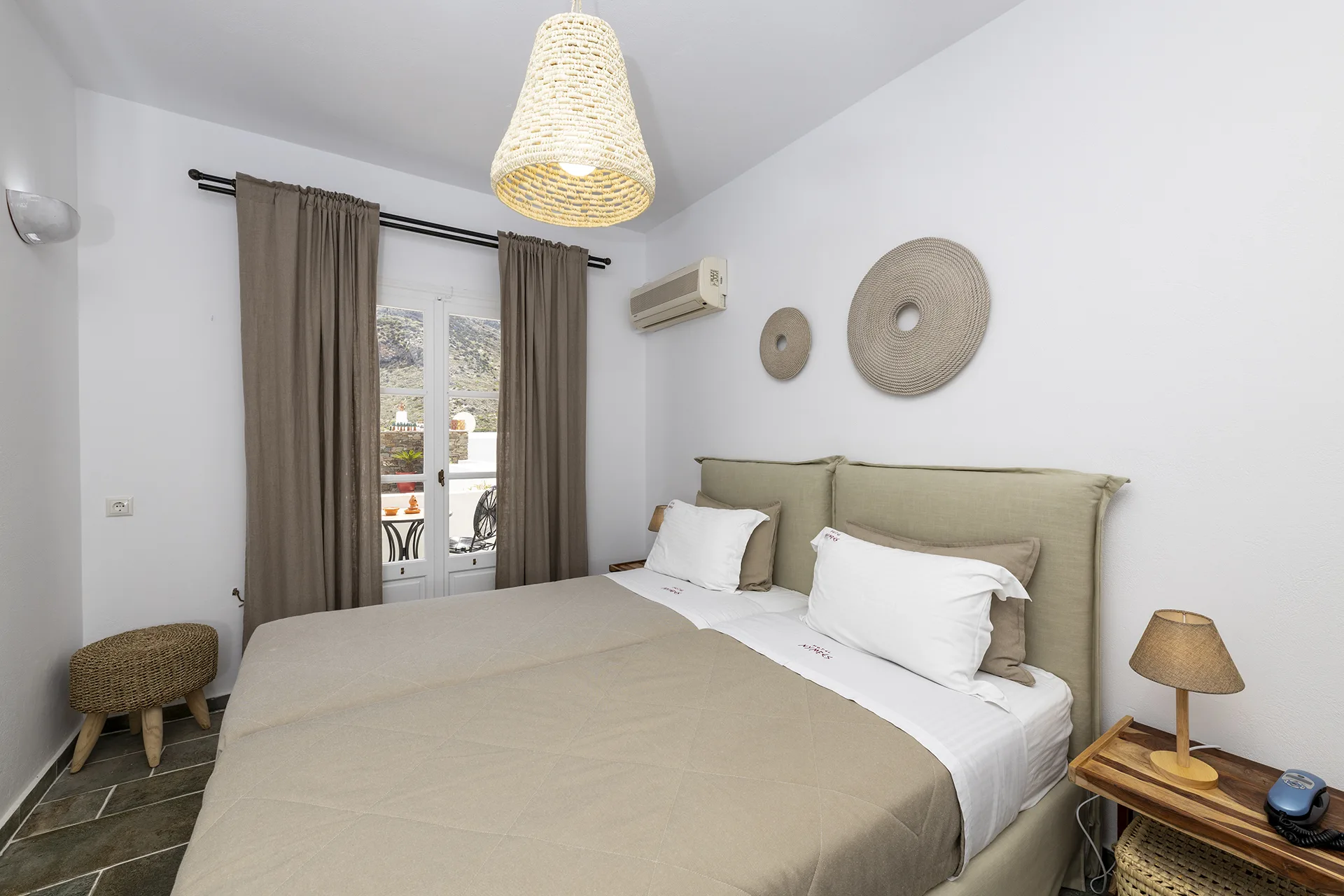 Internal view Nymfes